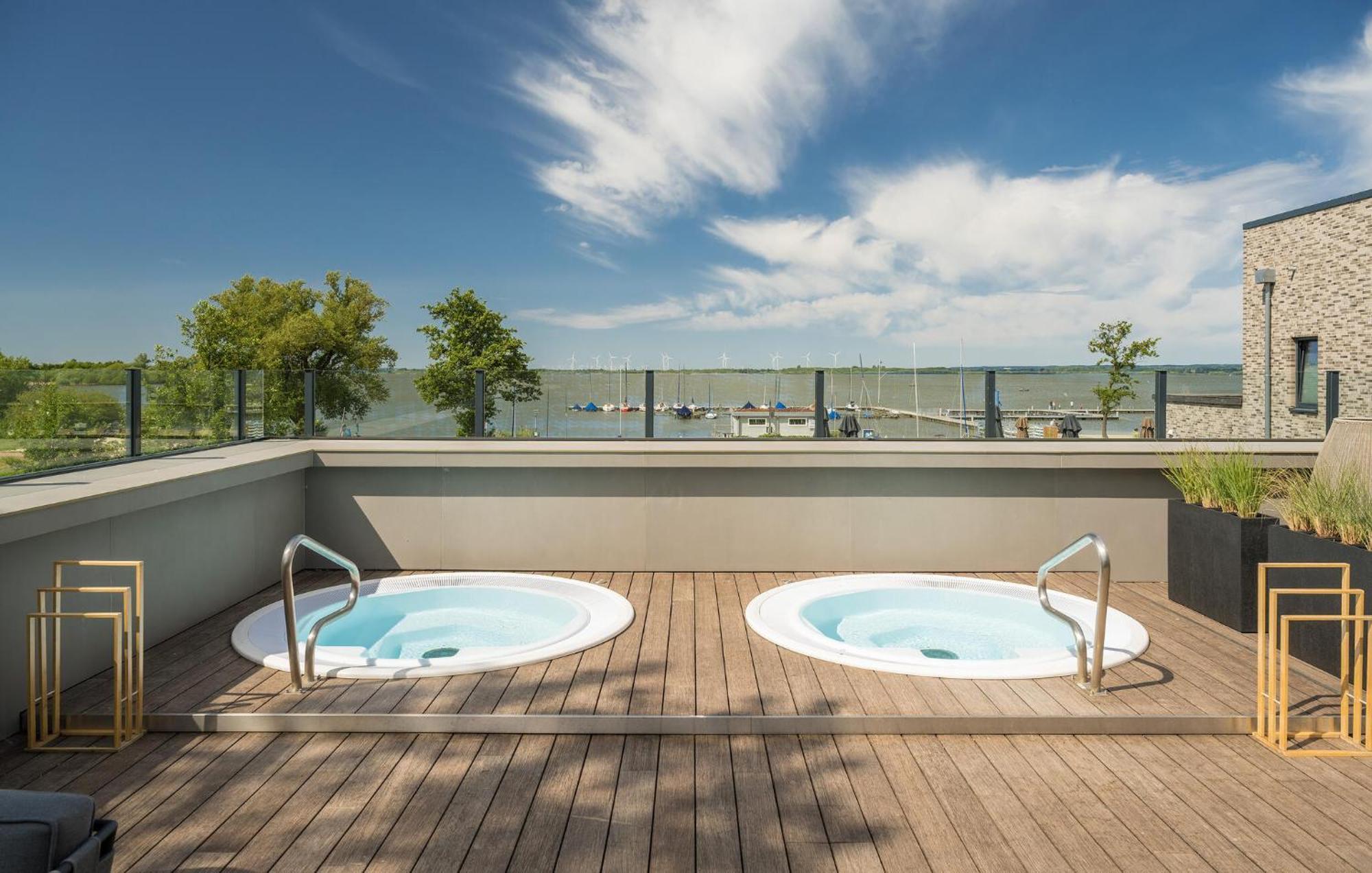 Stunning apartment in Lembruch-Dmmer See with 2 Bedrooms, WiFi&Indoor swimming pool Exterior foto